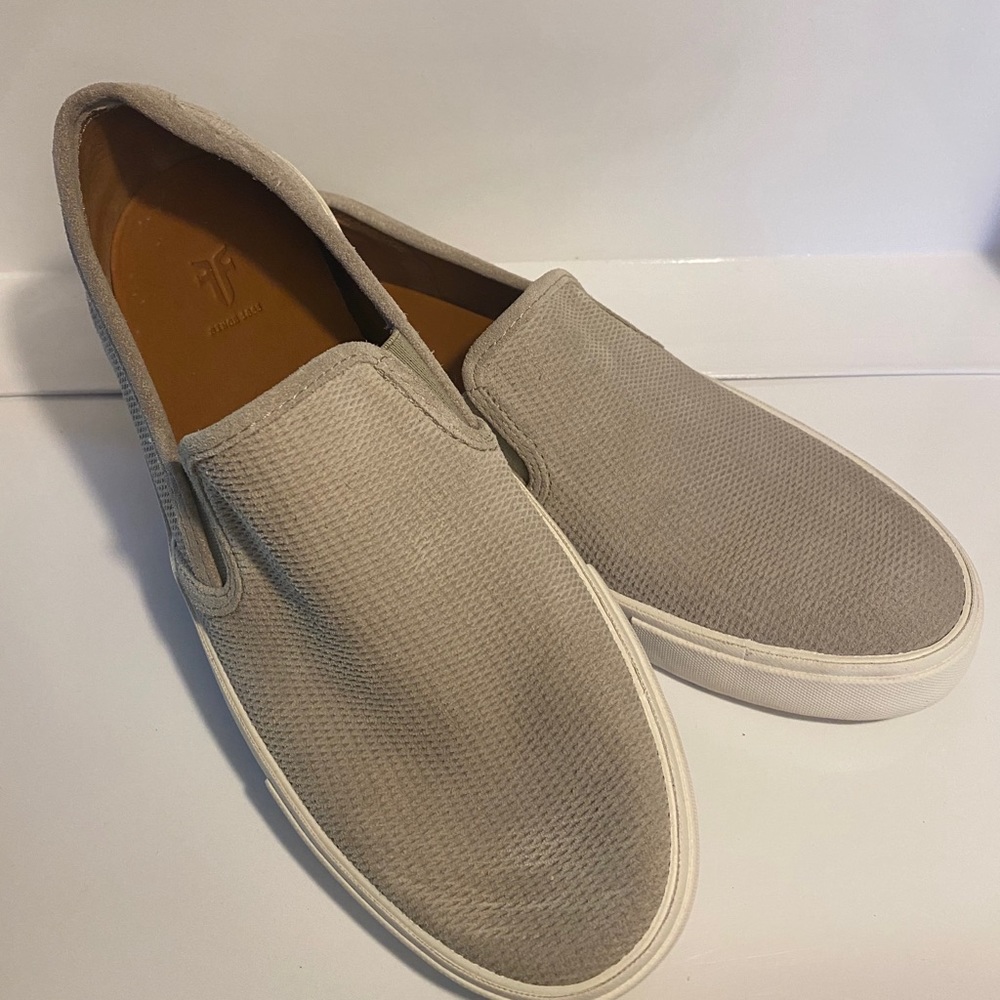Frye Brett gray suede slip on - men’s